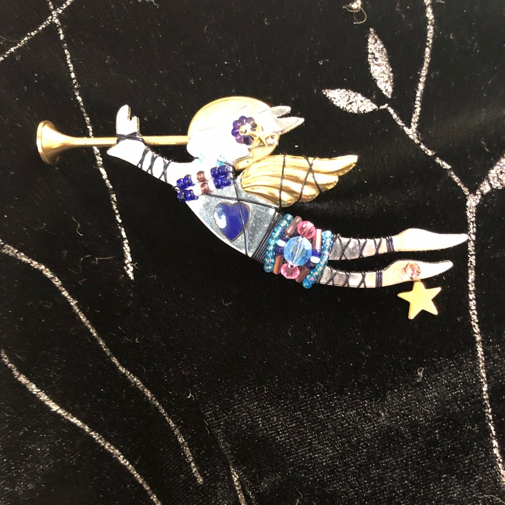 LizTech Trumpeter brooch.